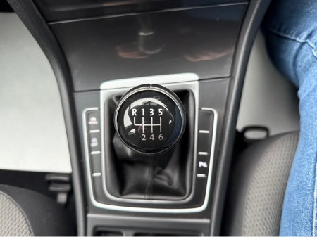 2018 Volkswagen Golf SE NAVIGATION 1.5 TSI BLUEMOTION TECHNOLOGY, 1.4, MANUAL, 2 YEAR NCT, LOW TAX, LOW INSURANCE €16,995 thumbnail