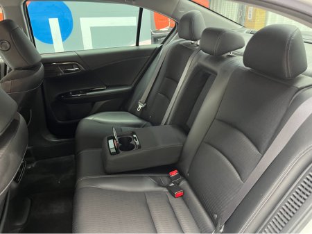 2016 Honda Accord - thumbnail 14