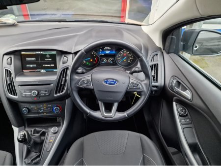 2016 Ford Focus 1.0 T ZETEC-FULL SERV.HISTORY-LOW MILEAGE €10,450 thumbnail