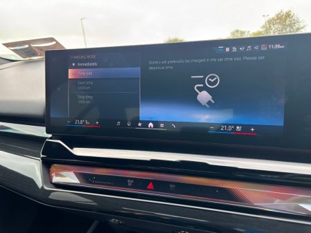 2025 BMW 5 Series 530e M Sport Auto €67,990 thumbnail