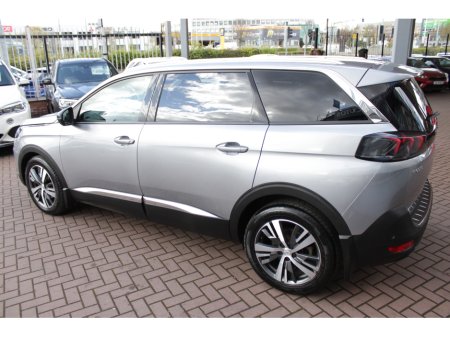 2022 Peugeot 5008 - thumbnail 6