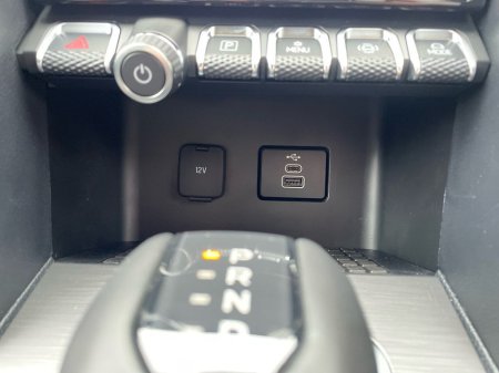 2026 Volkswagen Amarok  €67,034 thumbnail