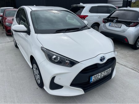 2020 Toyota Yaris - thumbnail 3