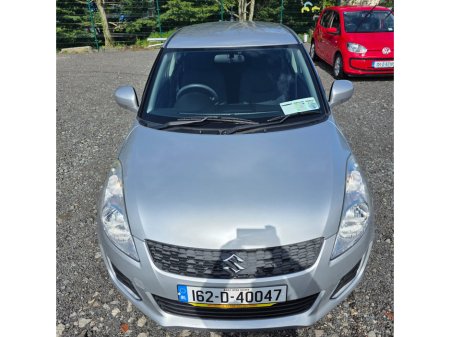 2016 Suzuki Swift - view 4