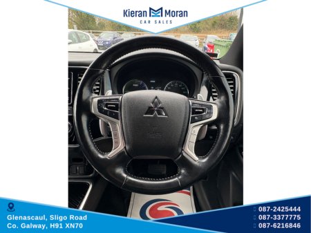 2019 Mitsubishi Outlander - thumbnail 9