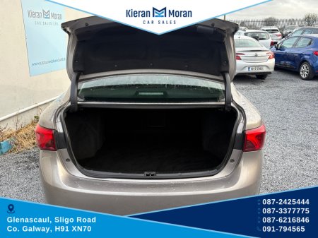 2015 Toyota Avensis LUNA 4DR €9,950 thumbnail