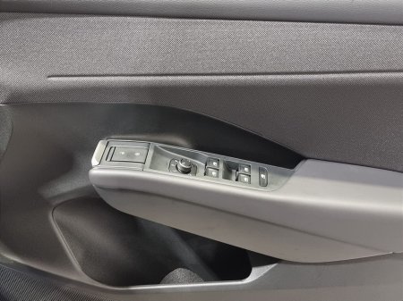 2026 Volkswagen T-Roc - thumbnail 23