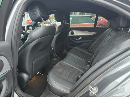 2017 Mercedes-Benz E Class E220 D AMG LINE 4DR AUTO €22,450 thumbnail