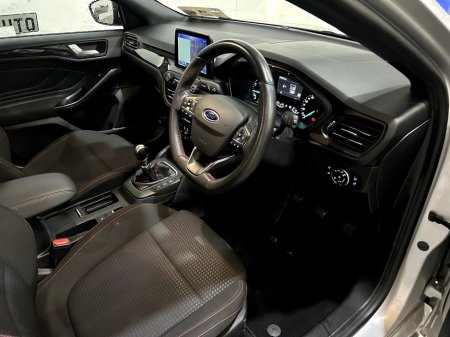 2022 Ford Focus - thumbnail 10