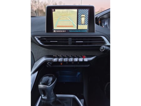 2019 Peugeot 3008  €14,999 thumbnail