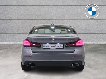 2022 BMW 5 Series 520d SE Saloon €37,950 thumbnail