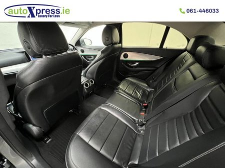 2019 Mercedes-Benz E Class - thumbnail 6