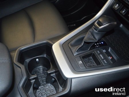 2023 Toyota Rav4 2.5 Hybrid Sol 2WD €37,499 thumbnail