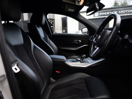 2021 BMW 3 Series - thumbnail 12