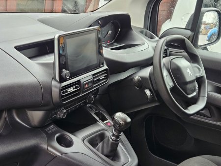 2023 Peugeot Partner - thumbnail 20