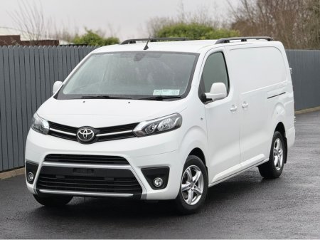 2020 Toyota Proace ONLY 98400 KMS! 2020 TOYOTA PROACE