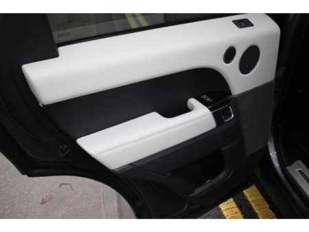 2016 Land Rover Range Rover Sport HSE DYN V6 306HP 5DR A €29,950 thumbnail