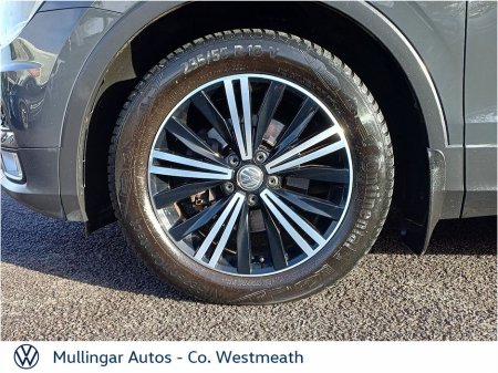 2017 Volkswagen Tiguan - thumbnail 23