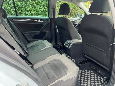 2017 Volkswagen Golf - thumbnail 8