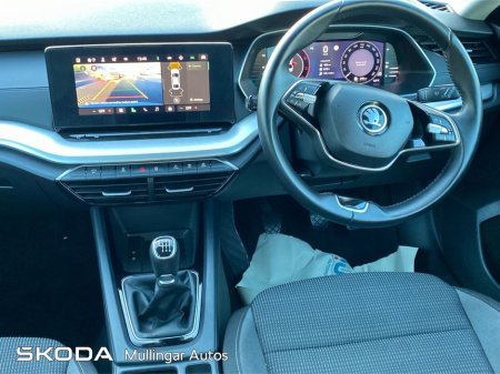 2025 Skoda Octavia Selection 2.0TDI 115HP €33,950 thumbnail