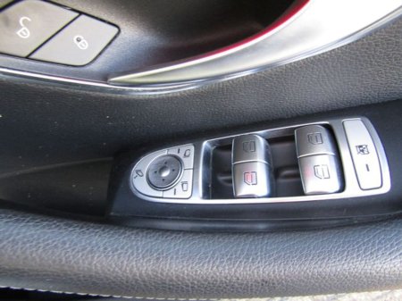 2019 Mercedes-Benz E Class E 220 D SE €23,950 thumbnail