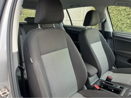 2016 Volkswagen Golf BLUEMOTION 1.2 TSI PETROL MANUAL //LOW MILES// €13,950 thumbnail