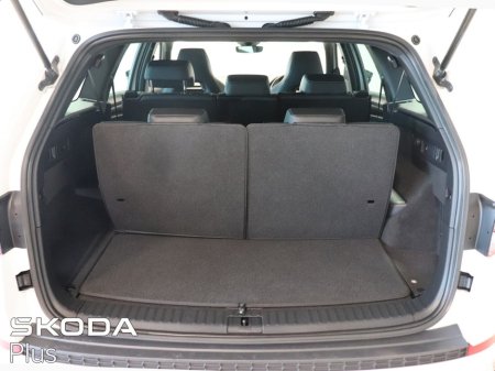 2024 Skoda Kodiaq 2.0 TDI 150HP DSG SportLine 7 Seat €51,950 thumbnail