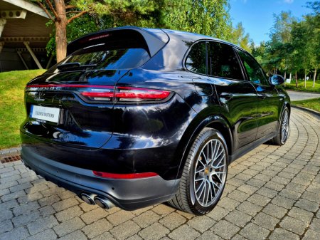 2021 Porsche Cayenne Cayenne E-hybrid **SALE AGREED**