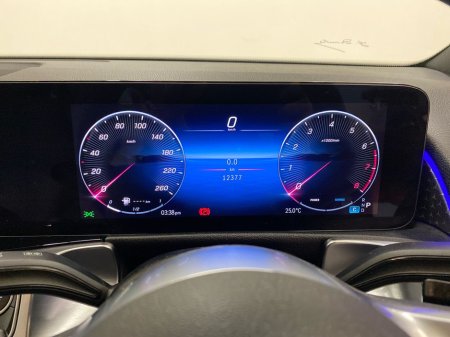 2024 Mercedes-Benz GLB - thumbnail 9