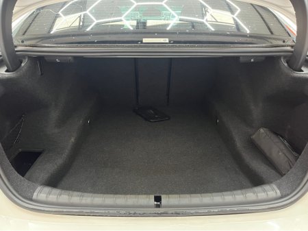 2018 BMW 5 Series - thumbnail 9