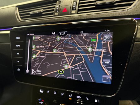 2022 Skoda Superb - thumbnail 11