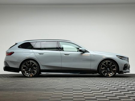 2025 BMW 5 Series 530E M SPORT TOURING €66,990 thumbnail