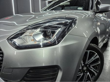 2022 Suzuki Swift - thumbnail 6