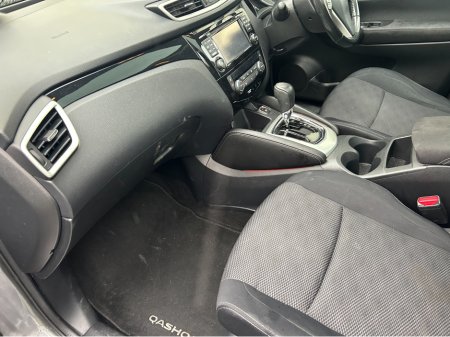 2016 Nissan Qashqai - thumbnail 9