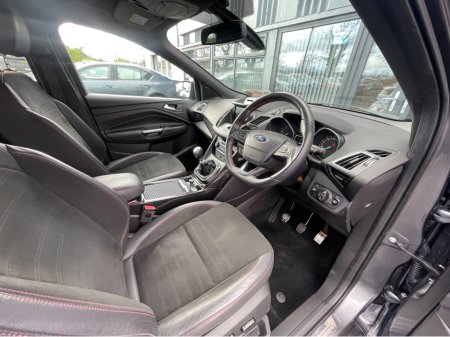 2019 Ford Kuga 1.5 120PS FWD 4DR ST-LINE €11,950 thumbnail