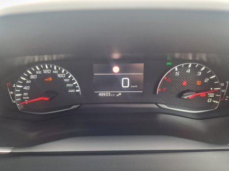 2021 Peugeot 2008 - thumbnail 10