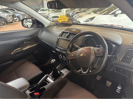 2019 Mitsubishi ASX - thumbnail 6