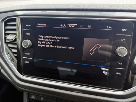 2022 Volkswagen T-Roc STYLE 2.0 150BHP AUTO * REAR VIEW CAMERA, PARKING SENSORS FRONT & REAR, APPLE CARPLAY//ANDROID AUTO, ADAPTIVE CRUISE CONTROL, ISOFIX CHILD SEAT ANCHOR, DUAL ZONE CLIMATE CONTROL, 2 YEAR NEW NCT * €30,950 thumbnail