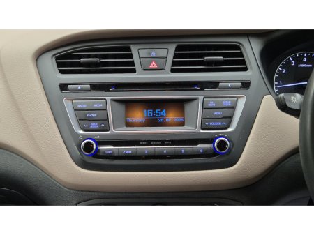 2015 Hyundai i20 - thumbnail 10