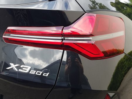 2025 BMW X3 xDrive20d M Sport PRO €96,995 thumbnail