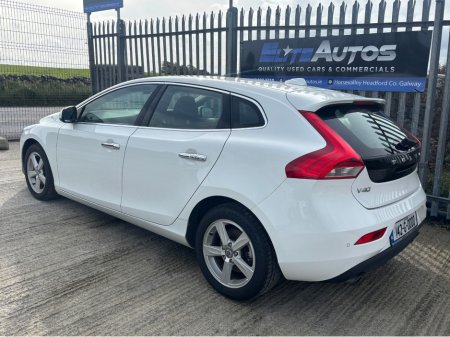 2014 Volvo V40 T4 Design Automatic 1.6 €11,500