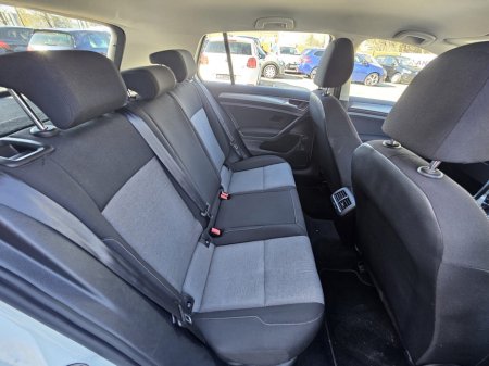 2013 Volkswagen Golf - thumbnail 19