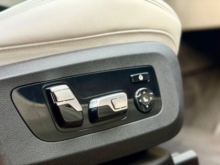 2024 BMW XM - thumbnail 11