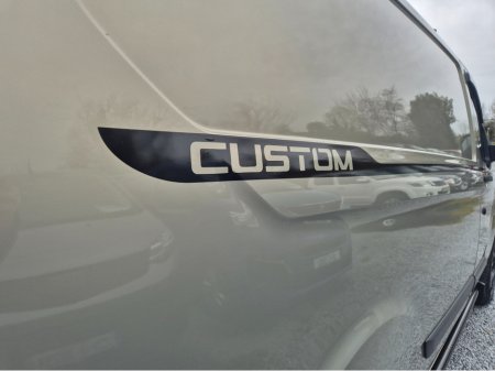 2015 Ford Transit Custom 100PS 270 SWB L4 LR 4DR €9,950 thumbnail