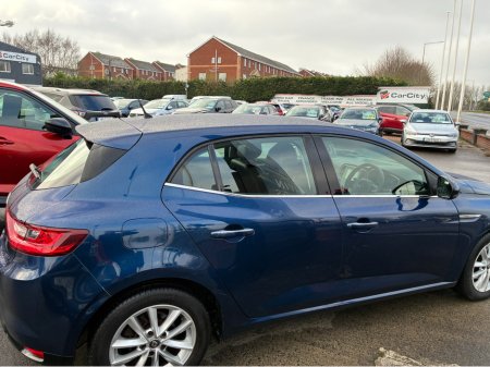 2018 Renault Megane DYNAMIQUE NAV DCI 110 4DR €10,250 thumbnail