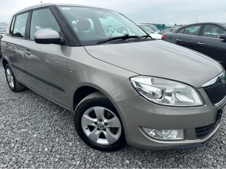 2012 Skoda Fabia AMBITION 1.2 HTP 60HP 4DR LOW KM €5,999 thumbnail