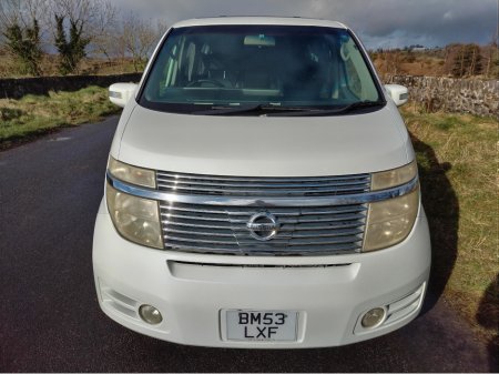 2003 Nissan Elgrand 2003 €4,950