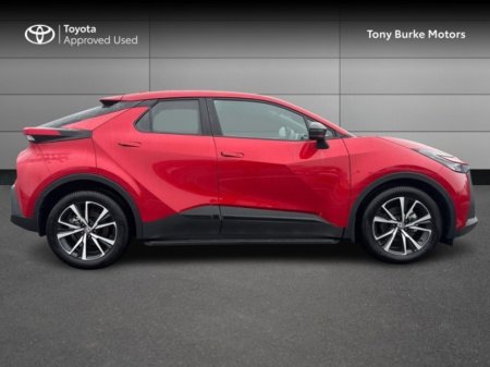 2025 Toyota C-HR Hybrid - Save EUR 5,000 - Sport Edition - 1.8 - Automatic - EUR 180 Road Tax // Remote Central Locking // Front Electric Windows // Rear Electric Windows // Electric Mirrors // Power Folding Mirrors €38,665
