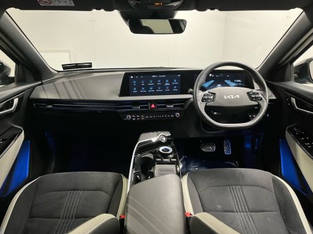 2023 Kia EV6 - thumbnail 2