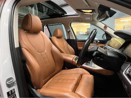 2021 BMW X5 €52950 2021 BMW X5 xDRIVE 45E -PANORAMIC ELECTRIC ROOF - HEATED ELECTRIC MEMORY SEATS - CRUISE CONTROL - REVERSE CAMERA - SPLIT ELECTRIC TAILGATE - REAR SUNBLINDS - REVERSE CAMERA €52,950 thumbnail